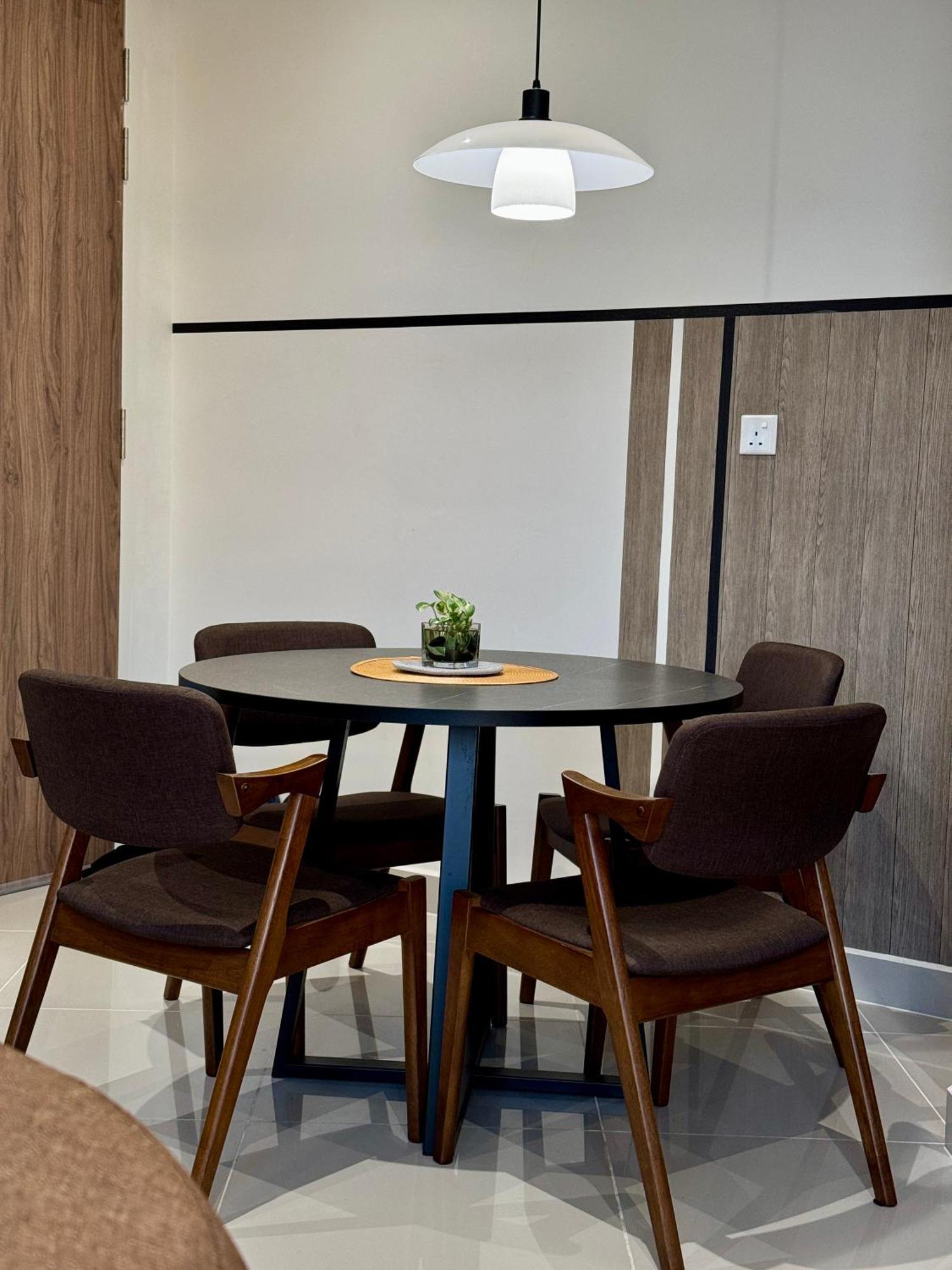 The Shore Cbd Kota Kinabalu By Laxzone Suite Exterior photo